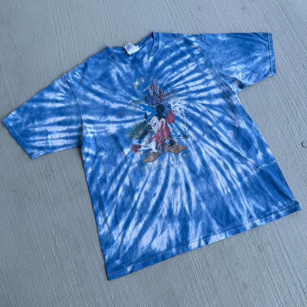 VINTAGE 90s Disney Mickey Mouse Shirt